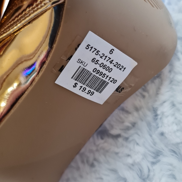 Qupid Rose Gold Metallic Heels Pointed Toe Size 6 - Picture 10 of 13